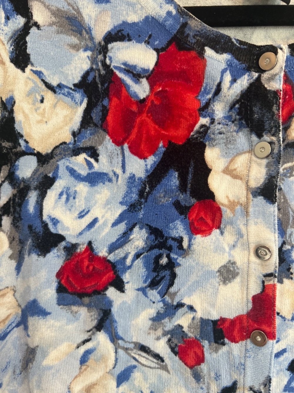 White House Black Market Floral Cardigan Sweater Light Blue Red XL - Picture 2 of 7